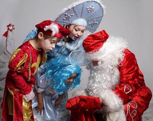 Домашний огонек с Дедом Морозом и Снегурочкой