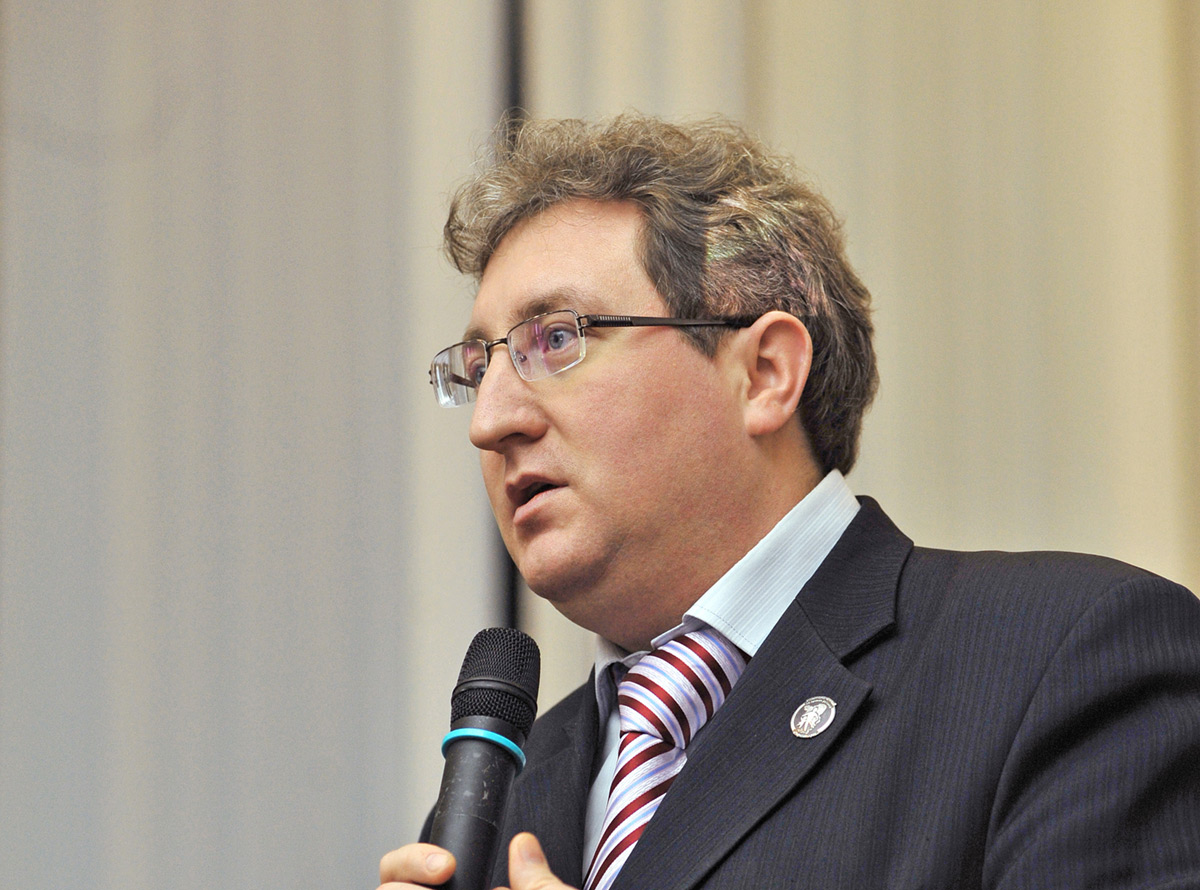 Павел Миков