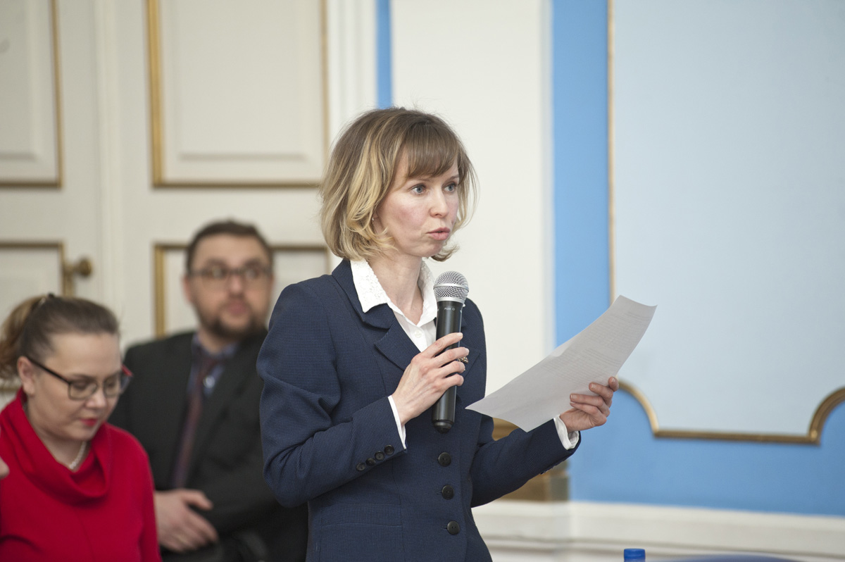 Галина Попова