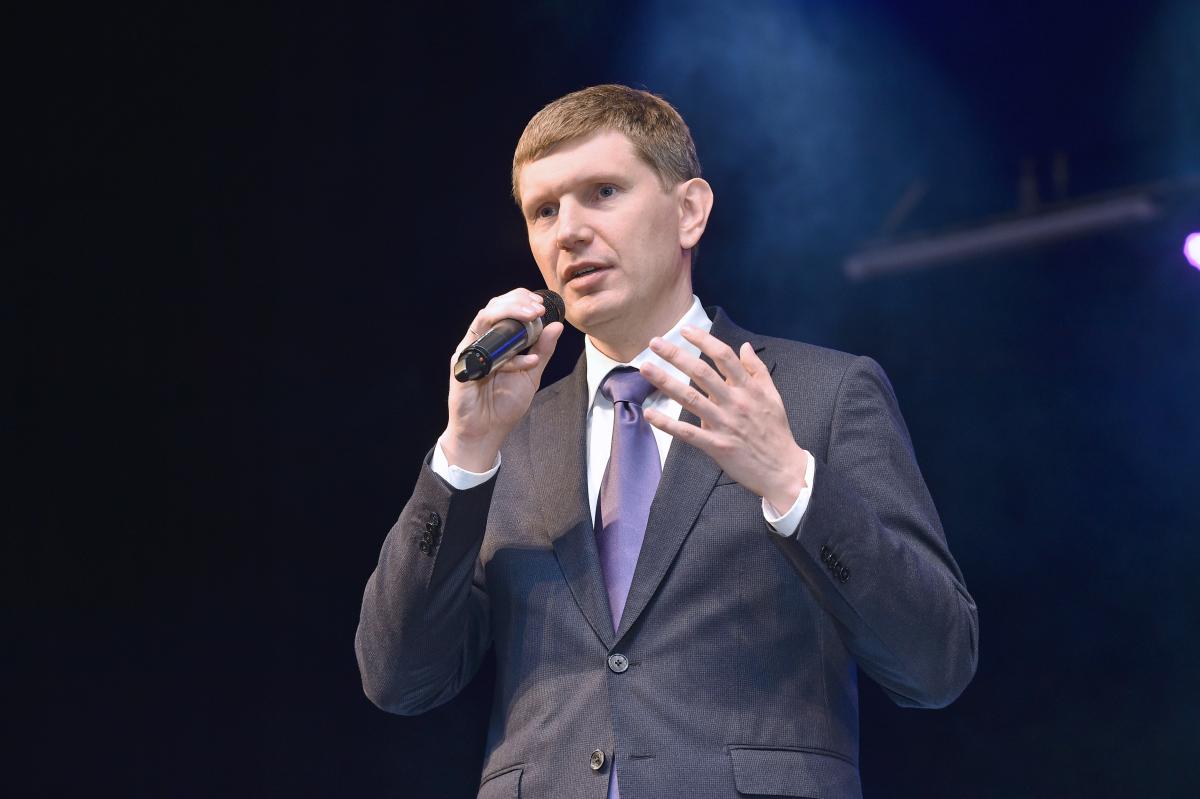Максим Решетников: «Любые инвестиции в развитие – это инвестиции в людей» Максим Решетников: «Любые инвестиции в развитие – это инвестиции в людей»